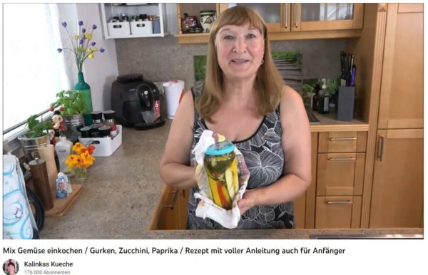 Kalinka kocht Mixgemüse ein